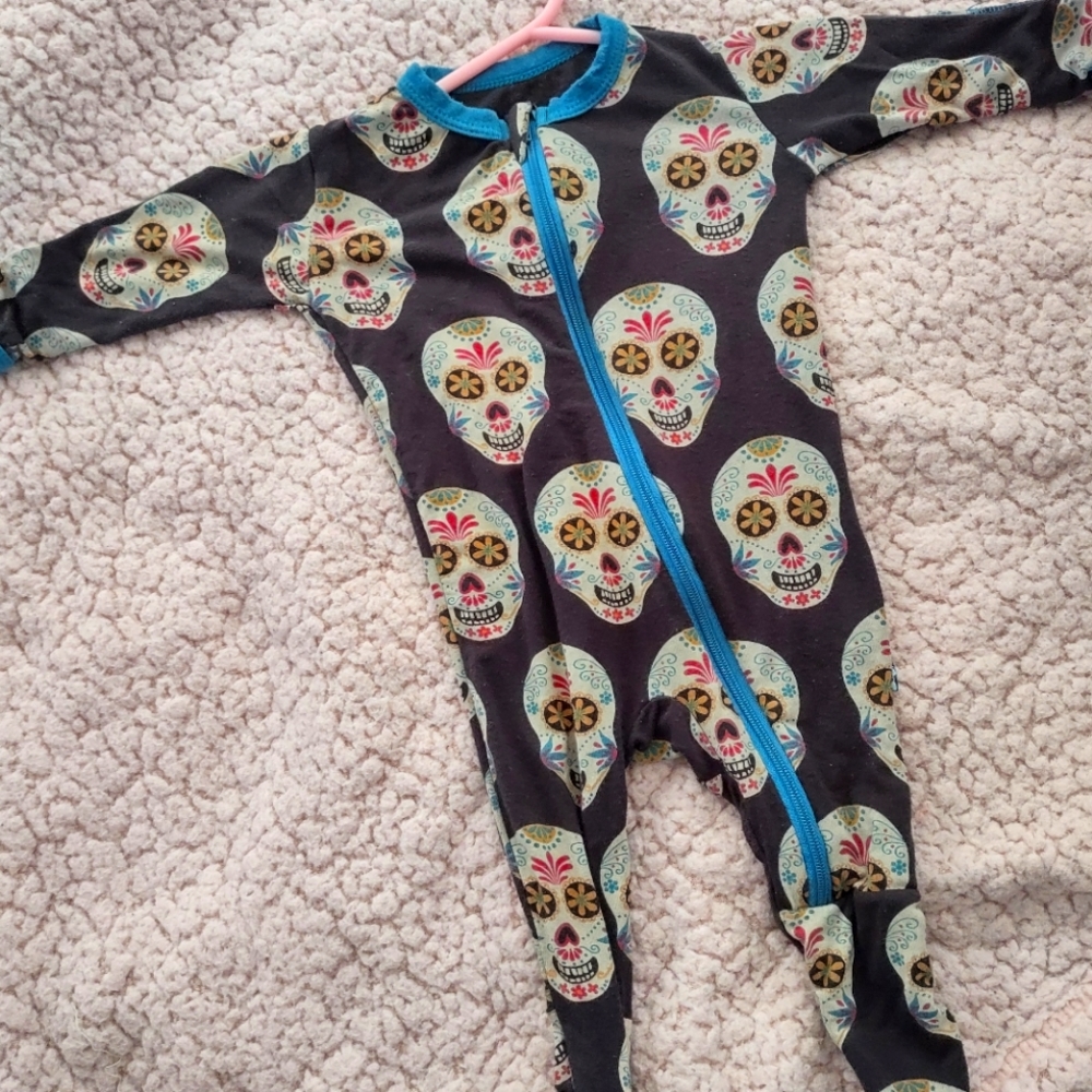 Kicked pants